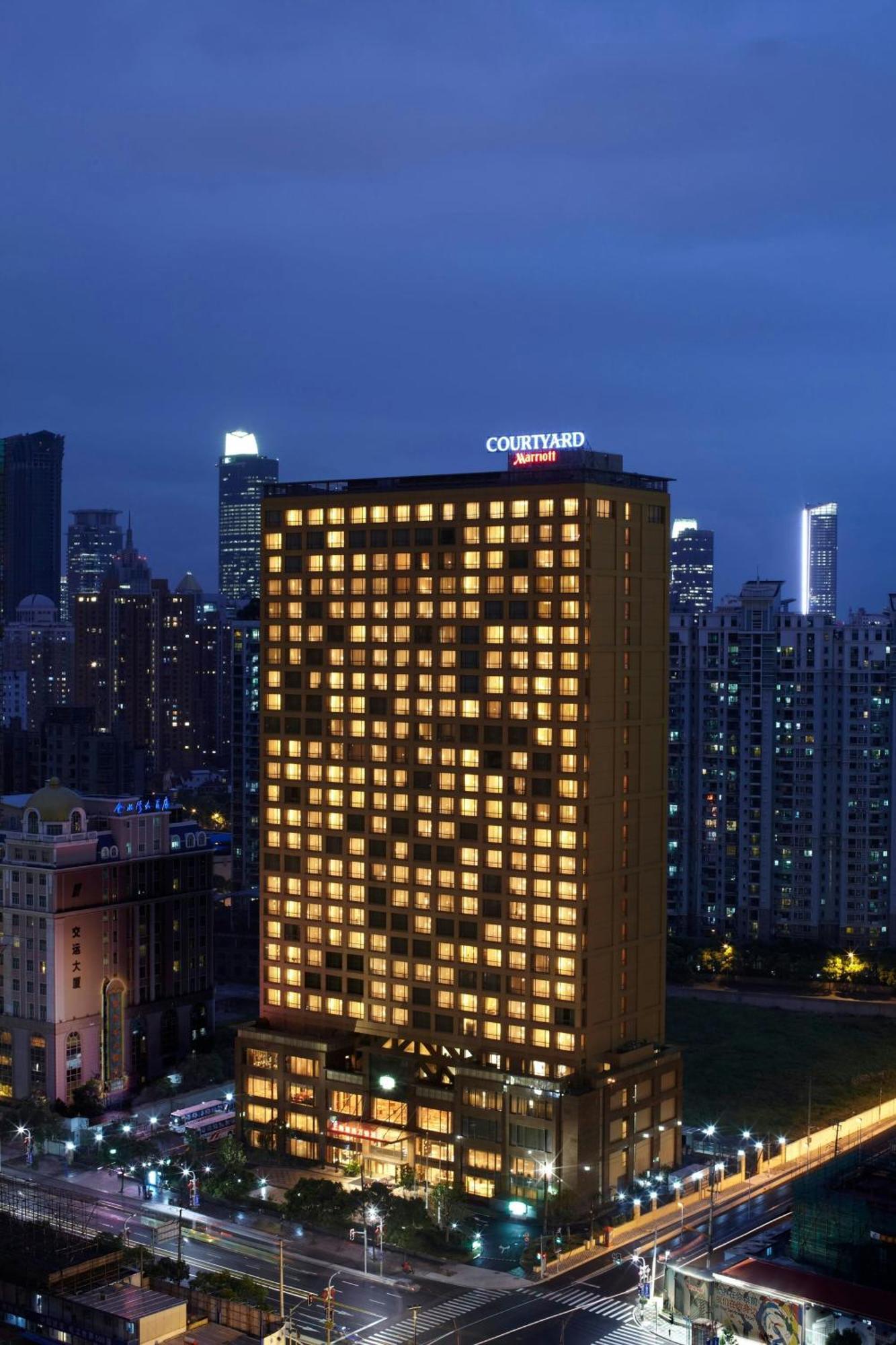 Courtyard By Marriott Shanghai Central Exterior foto