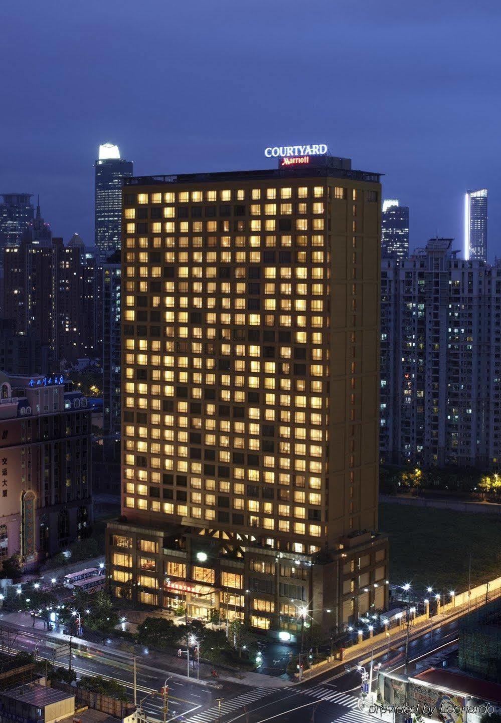 Courtyard By Marriott Shanghai Central Exterior foto